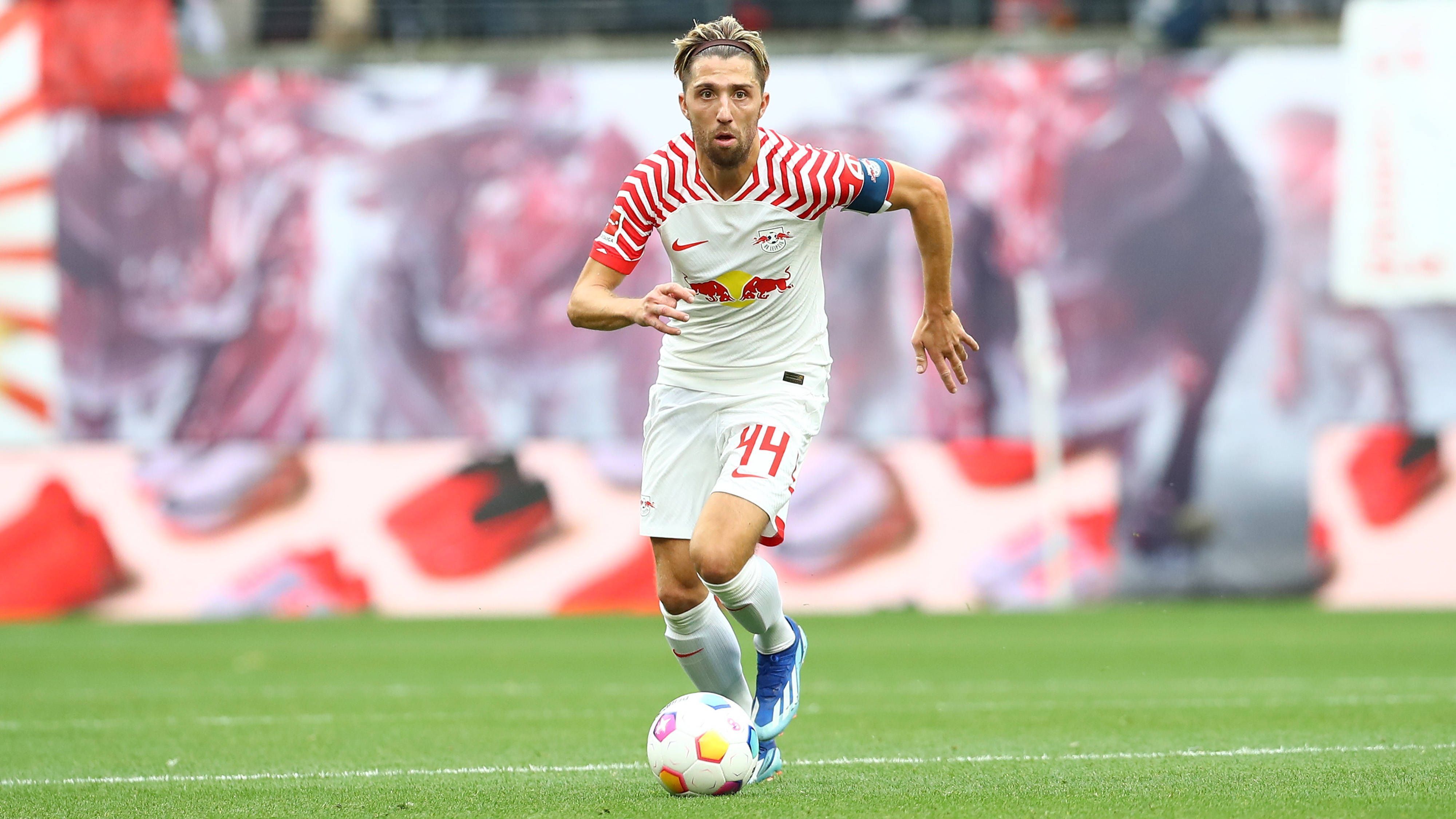 <strong>Kevin Kampl (RB Leipzig)<br></strong>Eine Verlängerung von Kevin Kampl bei RB Leipzig befindet sich hingegen wohl schon fast in trockenen Tüchern. Das berichtet zumindest der "kicker". Demnach soll der Mittelfeldspieler auch über die Saison hinaus in der Messestadt bleiben.