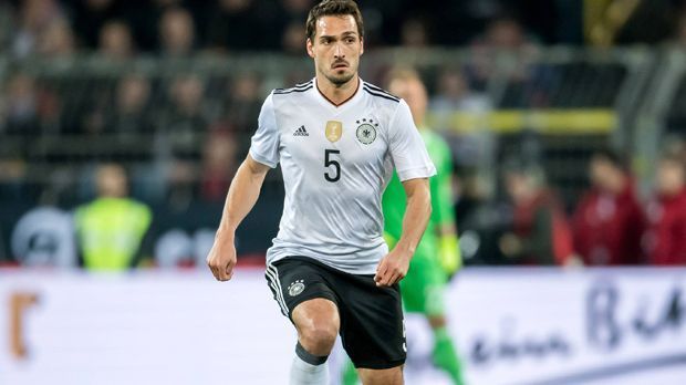 
                <strong>Mats Hummels</strong><br>
                Verein: FC Bayern MünchenPosition: AbwehrLänderspiele: Prognose: Sicher dabei
              