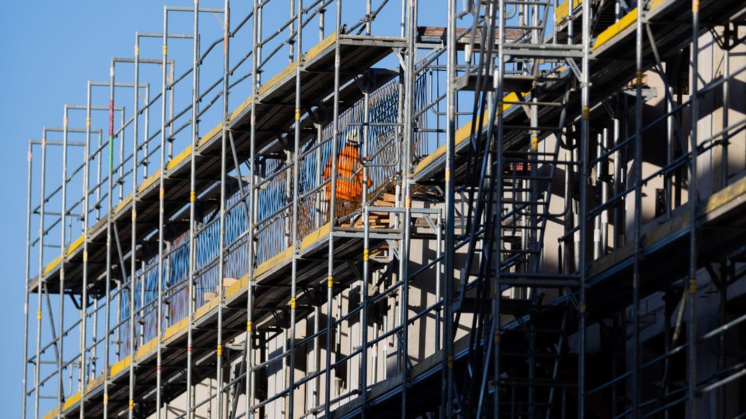 Die Auftragslage im deutschen Wohnungsbau wird immer schlechter. 