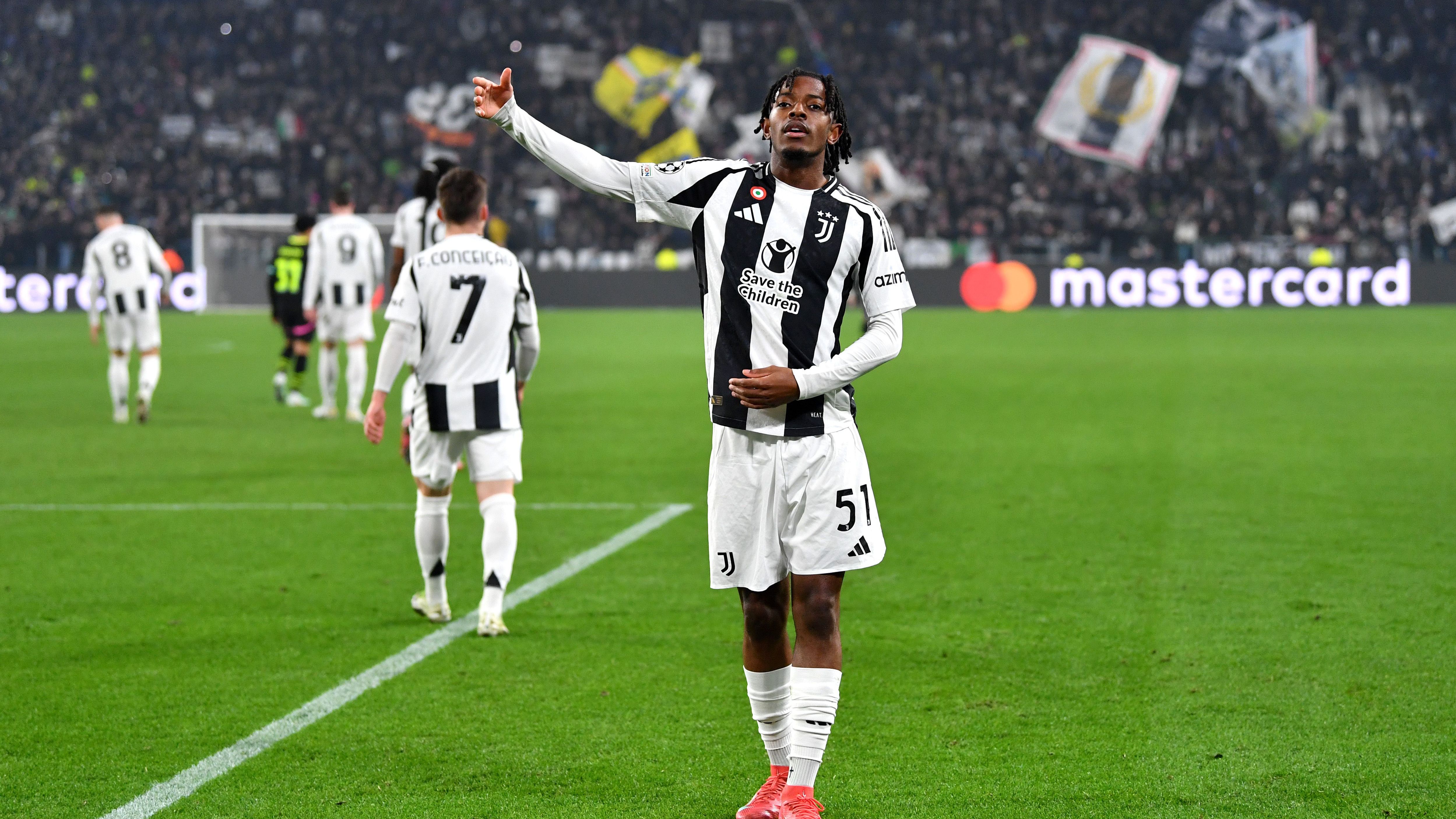 <strong>Samuel Mbangula (Juventus Turin)</strong><br>Werder Bremen steht offenbar kurz vor einer Verpflichtung des Flügelstürmers Samuel Mbangula. Der 21-jährige Belgier, der vornehmlich über die linke Seite kommt, hat in der vergangenen Saison drei Tore in der Serie A und eins in der Champions League erzielt. Er soll nach Informationen des Transferexperten&nbsp;Gianluca Di Marzio 10 Millionen Euro plus Boni kosten und wäre damit nach Davy Klaassen der zweitteuerste Werder-Transfer der Vereinsgeschichte.