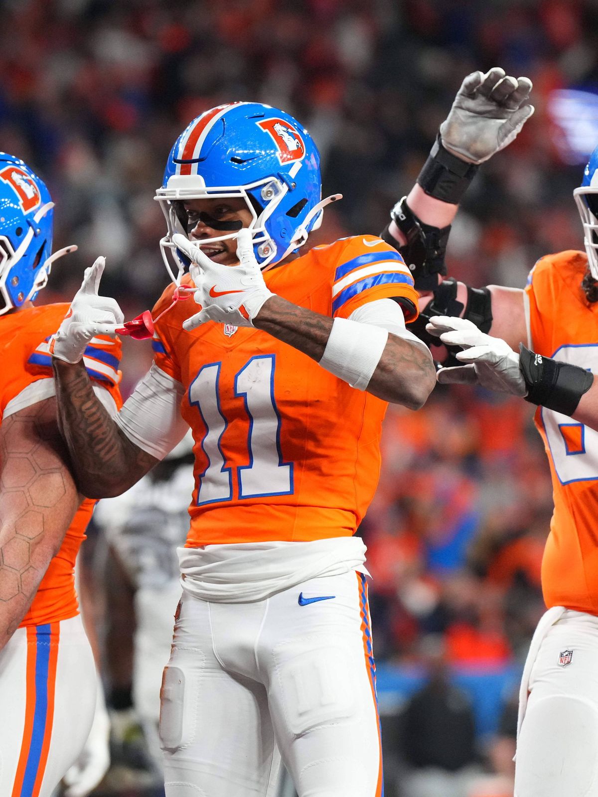 NFL, American Football Herren, USA Las Vegas Raiders at Denver Broncos Nov 6, 2025; Denver, Colorado, USA; Denver Broncos wide receiver Troy Franklin (11) reacts after a touchdown during the first ...