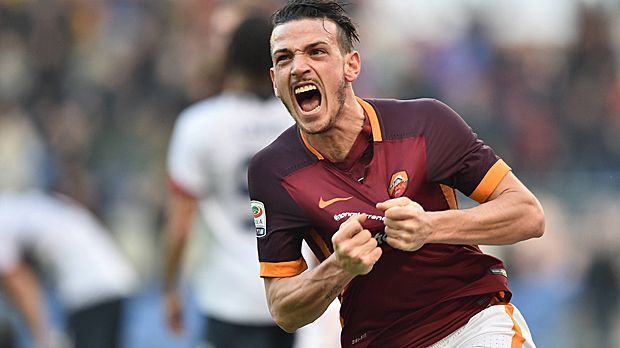 
                <strong>Alessandro Florenzi (AS Rom)</strong><br>
                Alessandro Florenzi (AS Rom): Der 24-Jährige wäre der erste italienische Profi beim FC Bayern seit dem Abschied von "Ohrschrauber" Luca Toni vor sechs Jahren. Der gebürtige Römer spielt in seiner Heimatstadt nicht nur rechts hinten, sondern auch im zentralen Mittelfeld oder als Flügelstürmer. Als Verteidiger gelang dem 13-maligen Nationalspieler aber sein wohl schönster Treffer, als er Barca-Keeper Marc-Andre ter Stegen beim 1:1 in der Champions League aus 55 Metern düpierte. Sein Vertrag endet 2019.
              