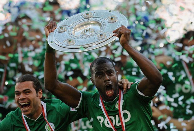 
                <strong>Mai 2009</strong><br>
                Der VfL Wolfsburg wird Deutscher Meister.
              
