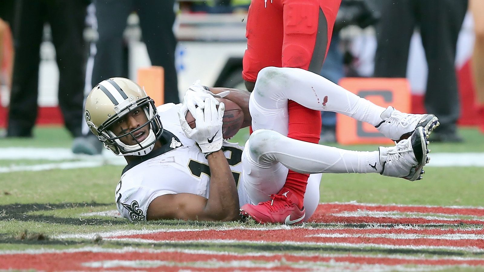 
                <strong>Michael Thomas (New Orleans Saints)</strong><br>
                &#x2022; Spiele: 8<br>&#x2022; Saison: 2019 (30. September - 23. November)<br>
              