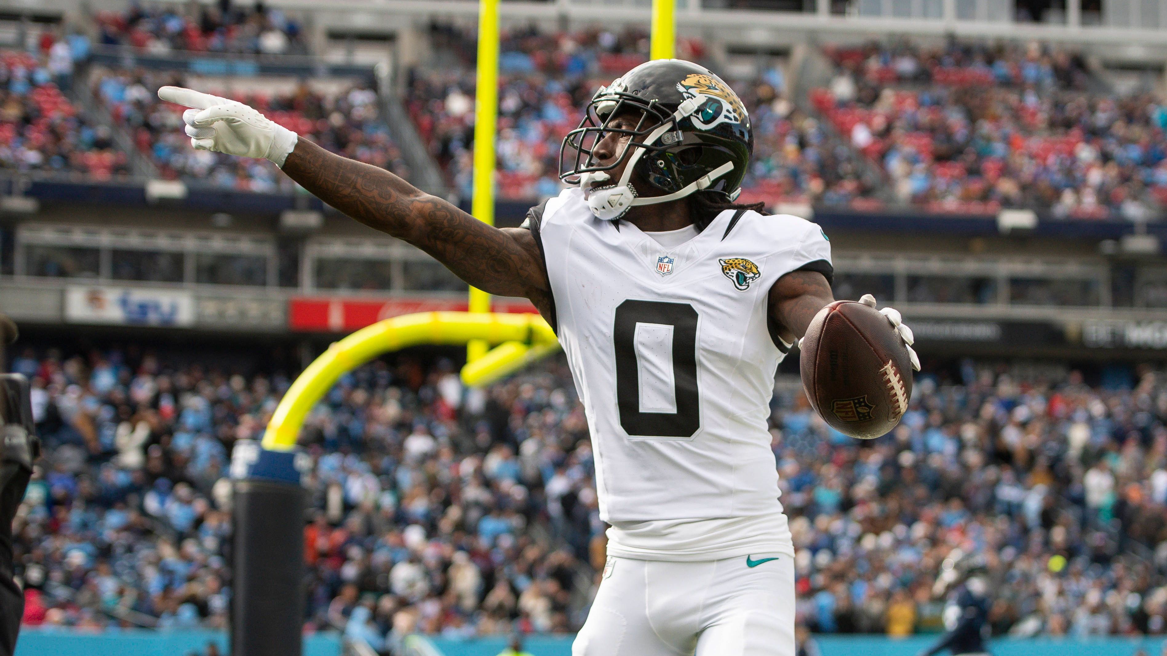 <strong>Calvin Ridley (Wide Receiver, Tennessee Titans)</strong><br>
                • Nummer vor dem Wechsel: 0 (bei den Jacksonville Jaguars)