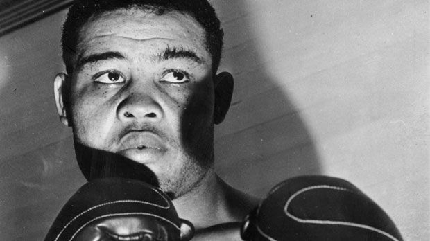 
                <strong>Joe Louis</strong><br>
                Meiste Titelverteidigungen: Joe Louis verteidigte seinen Schwergewichts-Titel zwischen 1937 und 1949 25 Mal. 
              