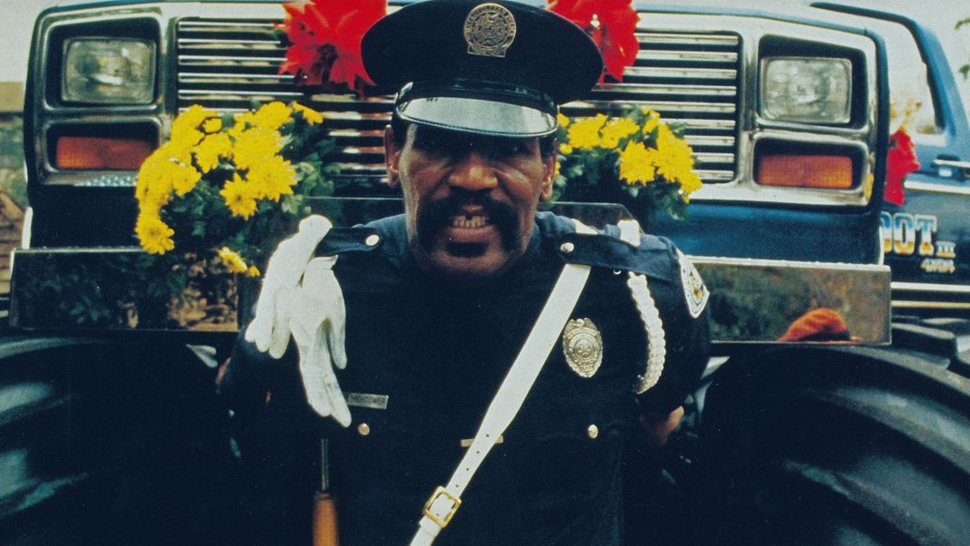 Bubba Smith, Szenenfoto aus "Police Academy 2 - Jetzt geht's erst richtig los"&nbsp;