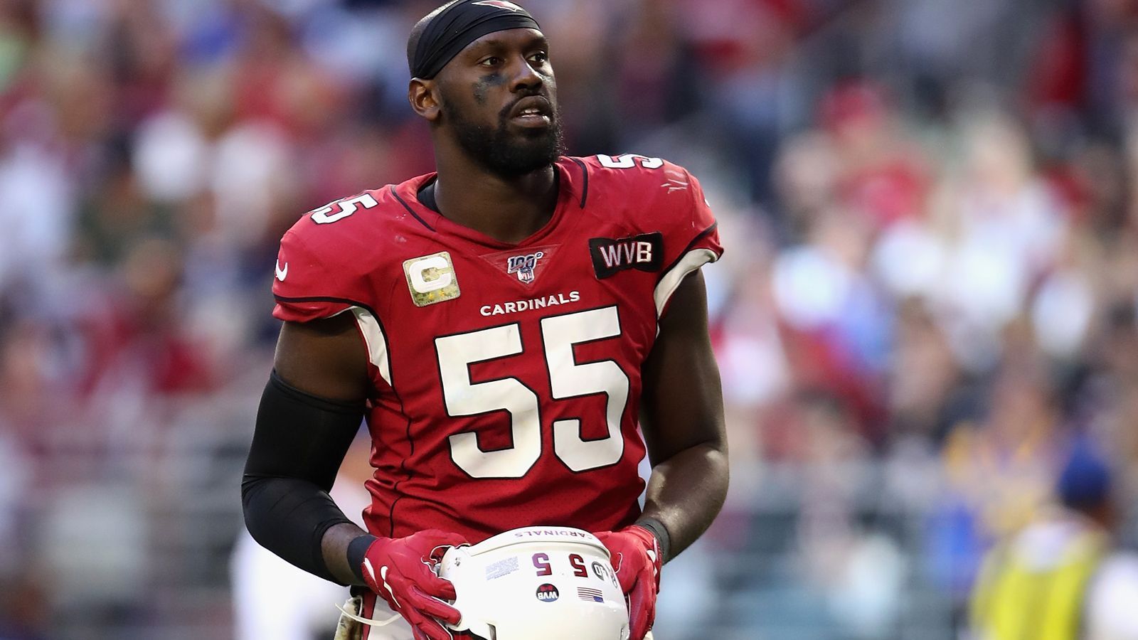 
                <strong>Edge Rusher</strong><br>
                Chandler Jones (Arizona Cardinals), 32 Stimmen2nd Team: Shaq Barrett (Tampa Bay Buccaneers), 18 Stimmen
              