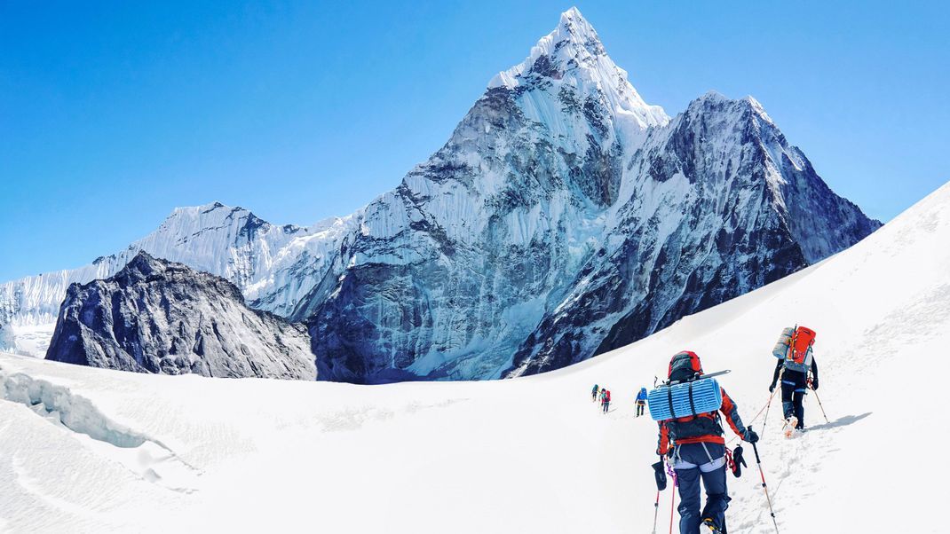 Bisher hielt ein Vierjähriger aus Tschechien den Rekord als jüngster Mensch auf dem Mount Everest. (Symbolbild)