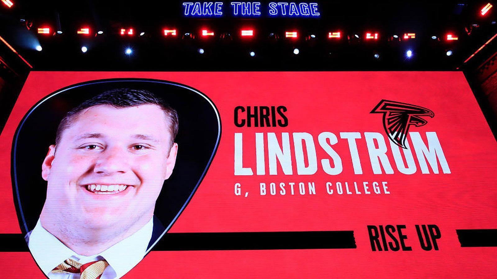 
                <strong>Die Draft Picks der Atlanta Falcons (7)</strong><br>
                Pick 14: Chris Lindstrom (Foto/Boston College, OG)Pick 31: Kaleb McGary (Washington, T)Pick 111: Kendall Sheffield (Ohio State, CB)Pick 135: John Cominsky (Charleston (WV), DE)Pick 152: Qadree Ollison (Pittsburgh, RB)Pick 172: Jordan Miller (Washington, CB)Pick 203: Marcus Green (UL Monroe, WR)
              