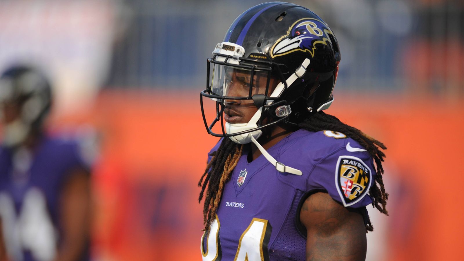 
                <strong>Janarion Grant – Wide Receiver (Baltimore Ravens)</strong><br>
                Als Wide Receiver konnte Janarion Grant mit mickrigen 1062 Receiving-Yards innerhalb von fünf Jahren zwar nicht groß überzeugen. Dafür aber ist er ein echter Return-Spezialist, kam am Rutgers-College so auf acht Touchdowns und stellte einen neuen teaminternen Rekord auf. Da die Ravens auf der Suche nach einem neuen Return-Spezialisten sind, könnte Grant diese Rolle einnehmen.  
              