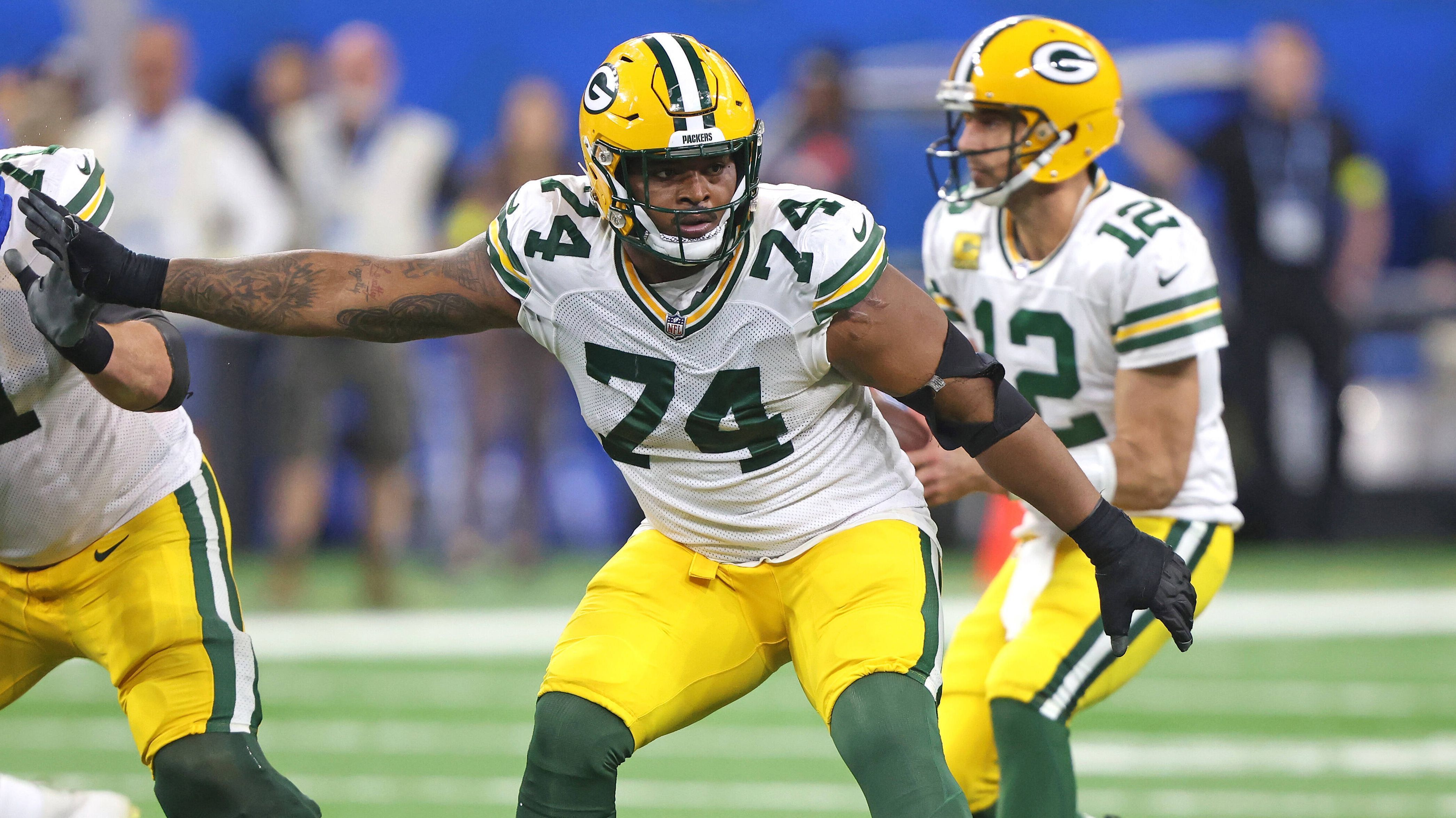 
                <strong>Platz 4: Elgton Jenkins - Guard, Green Bay Packers</strong><br>
                &#x2022; Ranking im vorigen Jahr: 7. Platz<br>&#x2022; Statistiken in der Saison 2022: 3 zugelassene Sacks, 76,1 Prozent Run Block Win Rate<br>
              