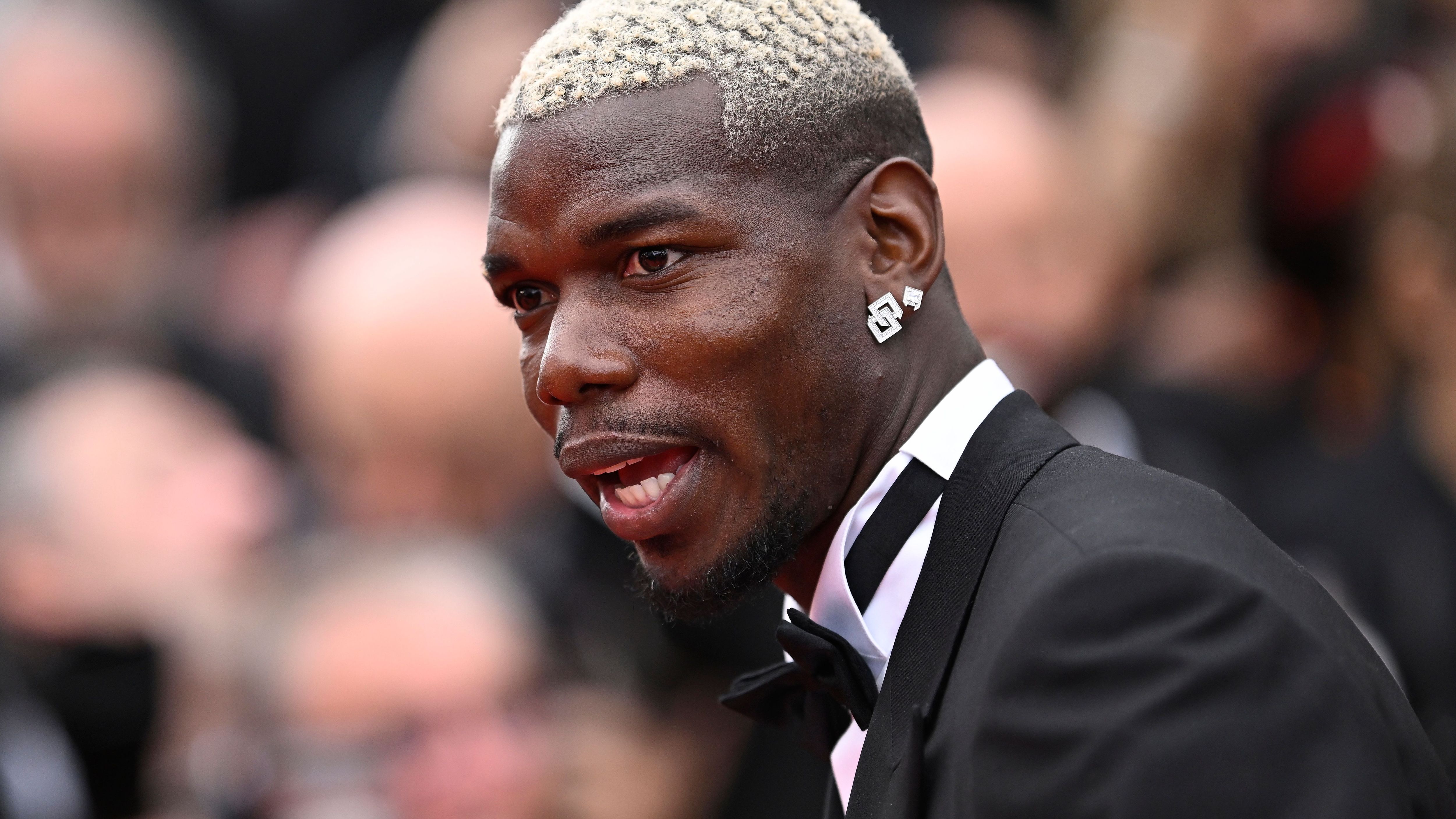 <strong>Paul Pogba (vereinslos)</strong><br>... Der Vertrag soll noch von den Anwälten geprüft und der Spieler in Kürze nach Monaco reisen. Der Medizincheck stehe noch in dieser Woche an. Damit ist ein Deal mit Al-Ittihad offenbar vom Tisch. Laut der "Foot Mercato" hatte der Klub zu Pogba Kontakt aufgenommen. Dieser stand letztmals vor seiner Doping-Sperre am 3. September 2023 auf dem Platz. Seit Dezember 2024 ist er vereinslos.