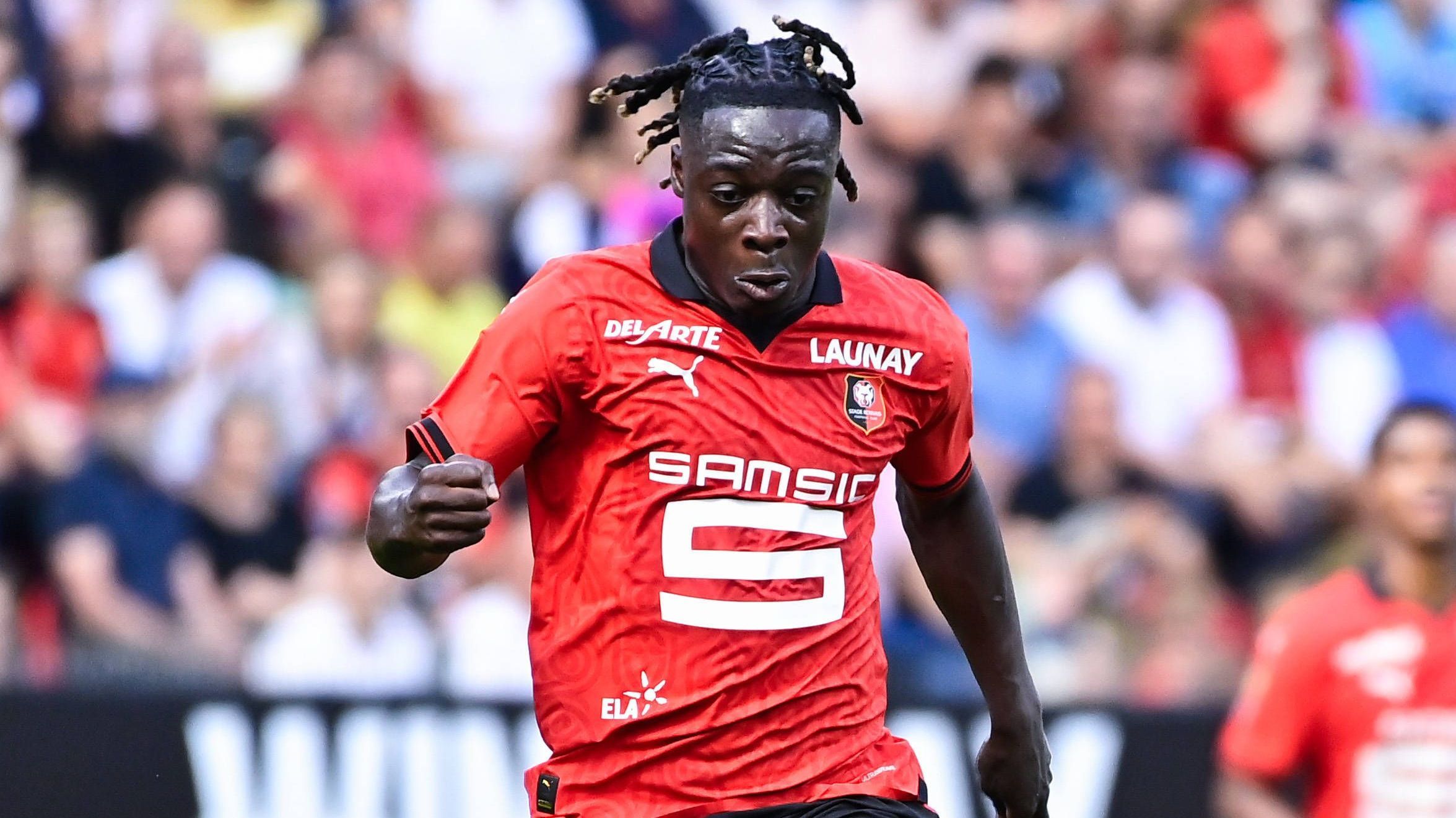 <strong>Platz 12 - Jeremy Doku</strong><br><strong>Ablösesumme:</strong> 26 Millionen Euro<br><strong>Aufnehmender Verein:</strong> Stade Rennes<br><strong>Abgebender Verein:</strong> RSC Anderlecht<br><strong>Zeitpunkt des Wechsels:</strong> 5. Oktober 2020