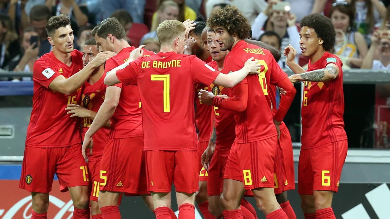 
                <strong>Brasilien und Belgien in der Einzelkritik</strong><br>
                In einem actionreichen und hochdramatischen Spiel setzt sich Belgien gegen Brasilien durch und steht im Halbfinale der Fußball-WM in Russland. Während die belgische Flügelzange glänzt, kann Neymar sein Team nicht mit einem Tor retten. ran.de zeigt beide Teams in der Einzelkritik. 
              