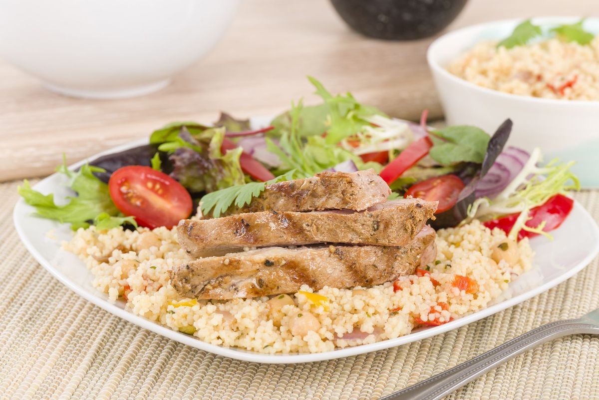 Hähnchenbrust mit Couscous-Salat à la Frank Rosin