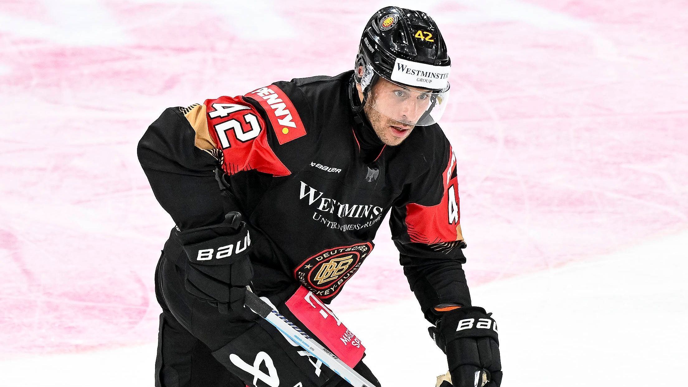 <strong>Yasin Ehliz</strong><br>Position: Stürmer<br>Verein: EHC Red Bull München