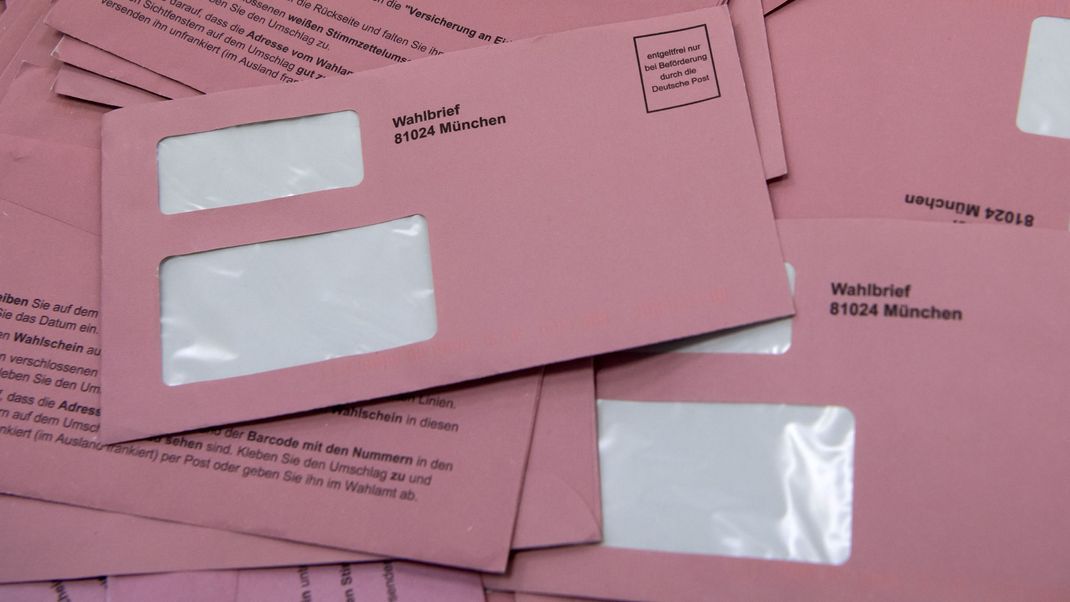 Am 8. Oktober wird in Bayern und Hessen gewählt. Vorab hat jede:r Wahlberechtigte die Möglichkeit, seine Stimme auch bequem per Briefwahl abzugeben.