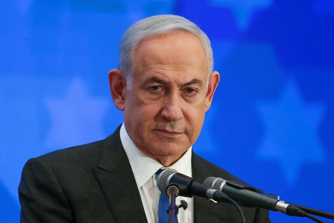 Israels Ministerpräsident Benjamin Netanjahu hat die Schuld Israels an dem Angriff auf einen Hilfskonvoi eingeräumt.
