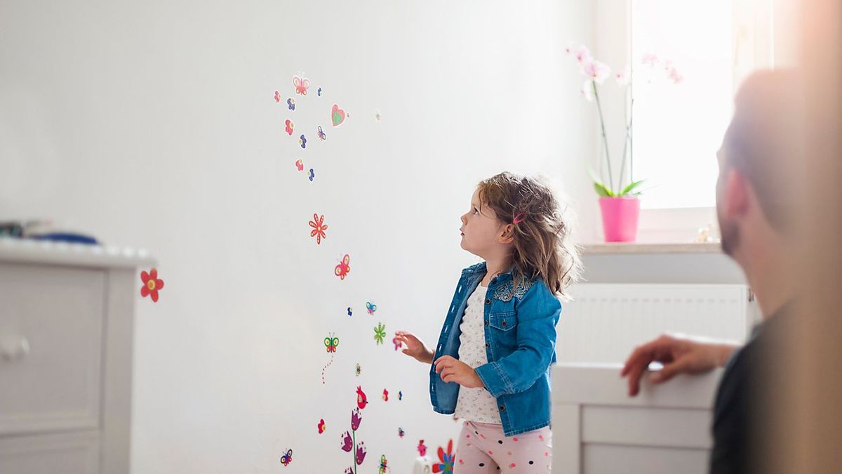 kinderzimmer mit wandtattoo