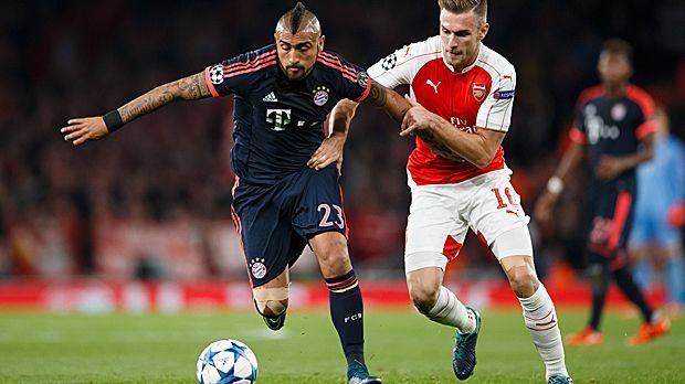 
                <strong>Arturo Vidal</strong><br>
                Arturo Vidal: Nach einer halben Stunde mit einem guten Schuss, den Cech aber rausfischte. Ansonsten nicht so präsent in den Zweikämpfen wie gewohnt. Mit Luft nach oben, ging 20 Minuten vor Schluss für Rafinha vom Platz. ran-Note: 4
              