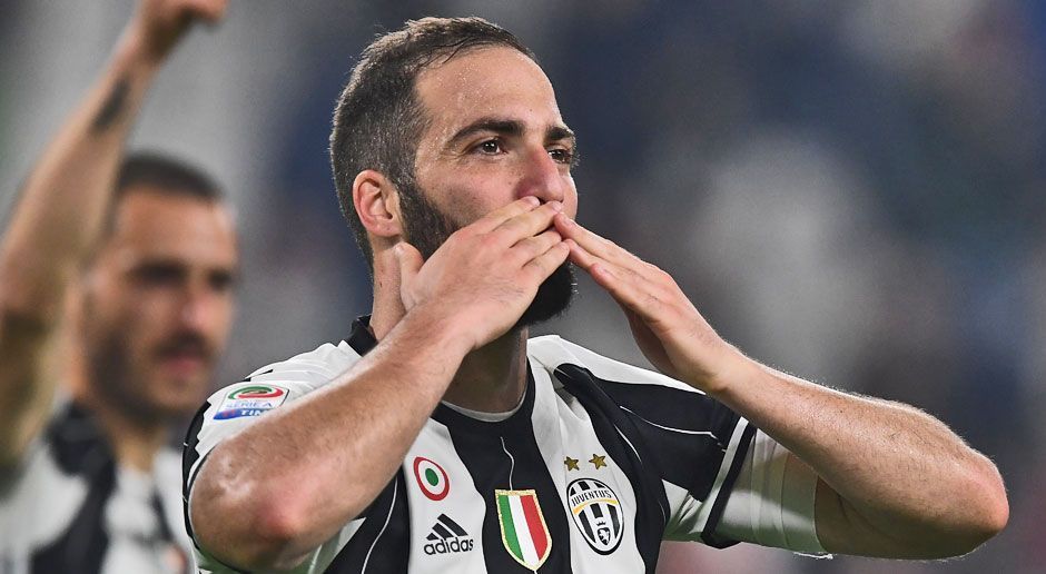 
                <strong>Platz 8: Gonzalo Higuain</strong><br>
                Platz 8: Gonzalo Higuain mit einem Marktwert von 120,2 Millionen Euro (Juventus Turin, 29 Jahre, Vertrag bis 2021).
              