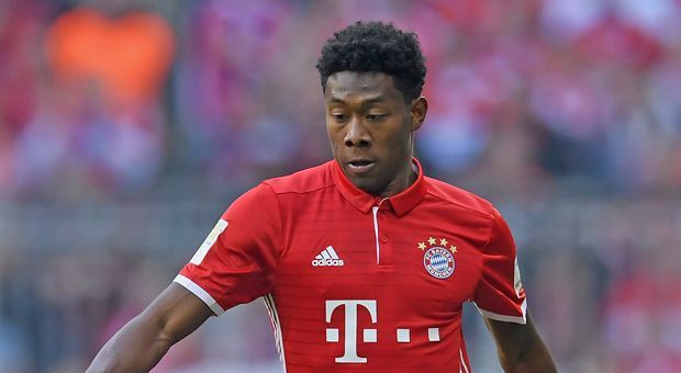 
                <strong>David Alaba (FC Bayern München)</strong><br>
                Spielt 45 Minuten stark, lässt sich nur einmal bei Benzemas Lattentreffer überspringen. Sorgt mit Ribery für viel Offensiv-Gefahr wie in der 23. Minute als er den Abschluss sucht. Auch wenn er das Ziel verfehlt. In Hälfte zwei mit Problemen, phasenweise sehr unsicher als Innenverteidiger. ran-Note: 3
              