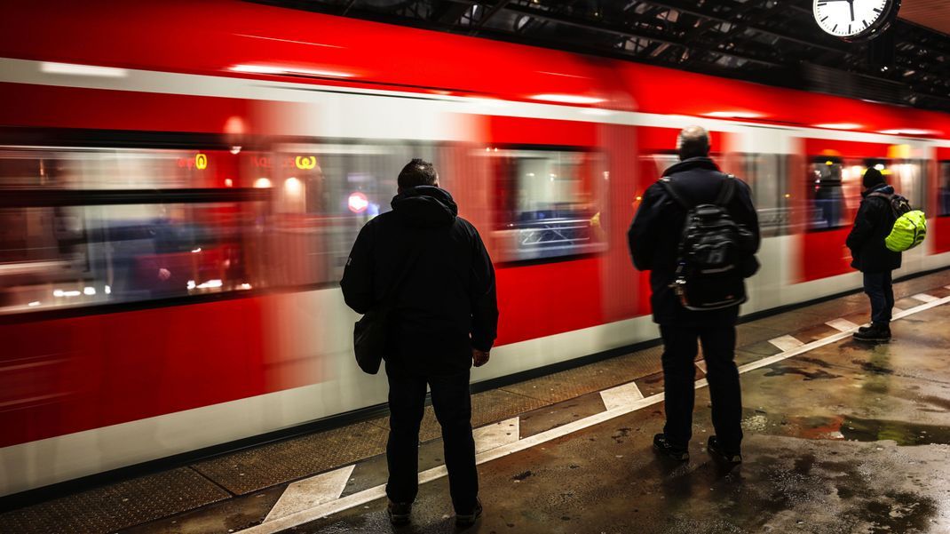 Der Preis für das Deutschlandticket soll in diesem Jahr bei 49 Euro bleiben.