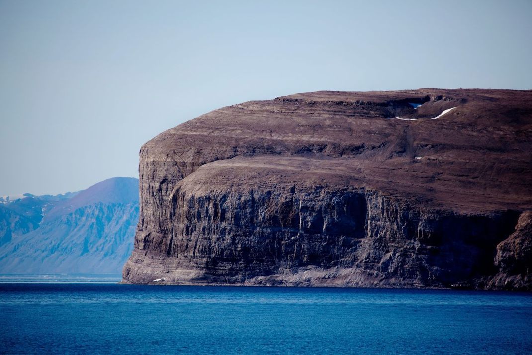 Seit 1973 streiten sich Dänemark und Kanada um die Insel zwischen Grönland und Kanada. 