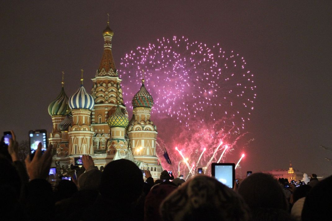 Auch in Russland lässt man es Silvester richtig krachen – allerdings erst Mitte Januar.