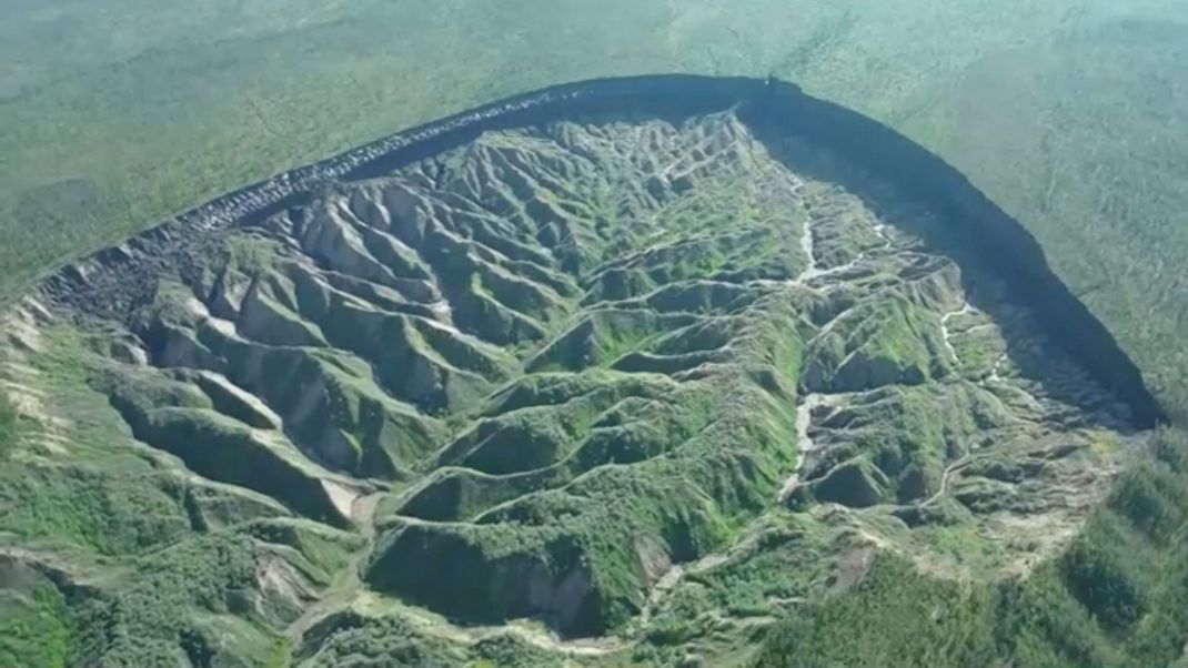 Internationales Aufsehen erregt der Permafrostkrater erst seit ein paar Jahren: Seine freigesetzten Treibhausgase beeinflussen das Weltklima.