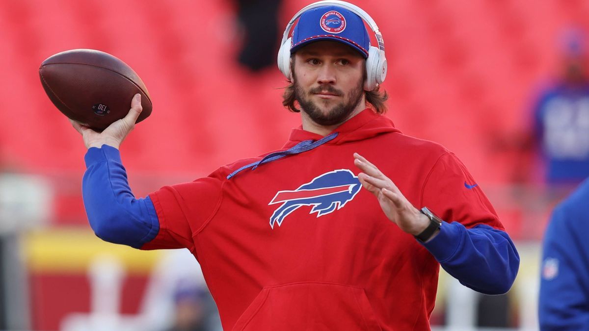 KANSAS CITY, MO - JANUARY 26: Buffalo Bills quarterback Josh Allen (17) throws a pass before the AFC Championship game between the Buffalo Bills and Kansas City Chiefs on January 26, 2025 at GEHA F...