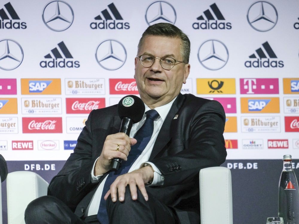 Itakura Entscheidung Gefallen? Ajax Gewinnt – Droht Gladbach Jetzt Ein Finanzieller Verlust? - 1ms2zrv