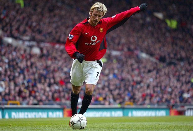 
                <strong>Platz 4: David Beckham</strong><br>
                Bend it like Beckham. Er ist der wohl bekannteste Freistoßschütze der gesamten Liga gewesen. Fünf Tore erzielte Beckham nur, allerdings brauchte er dafür auch lediglich 54 Versuche. Quote: 9,3 Prozent.
              