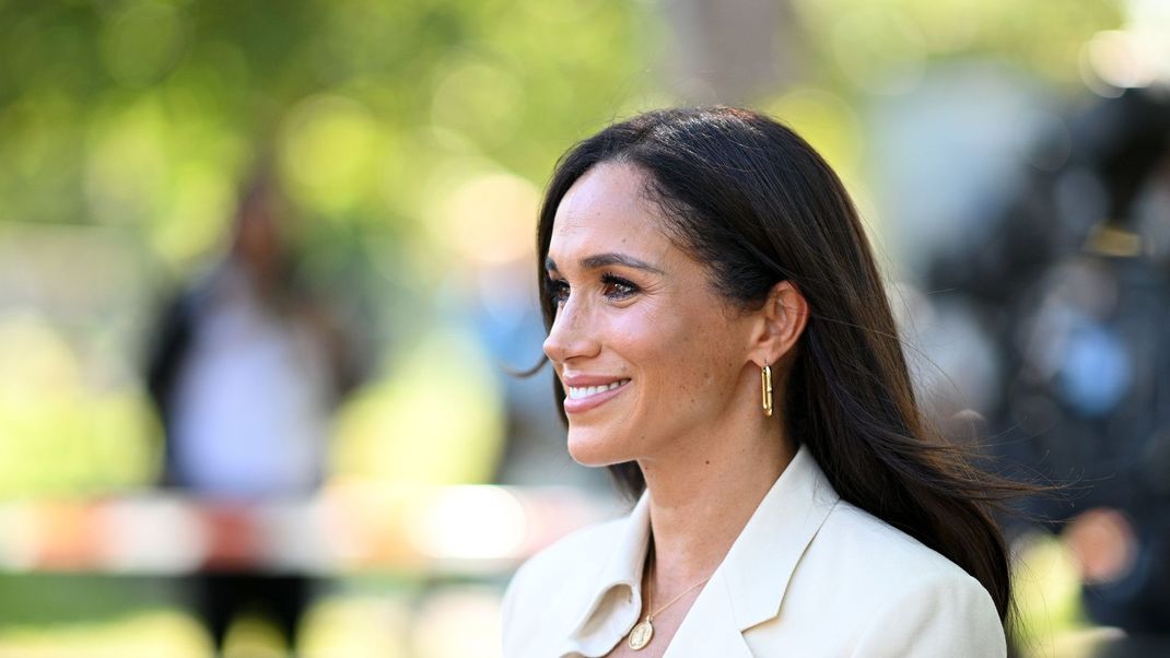 Meghan Markle soll laut US-Medienberichten im Beverly Hills Hotel in Los Angeles ein und aus gehen. Ob eine Liebes-Krise mit Harry der Grund ist?