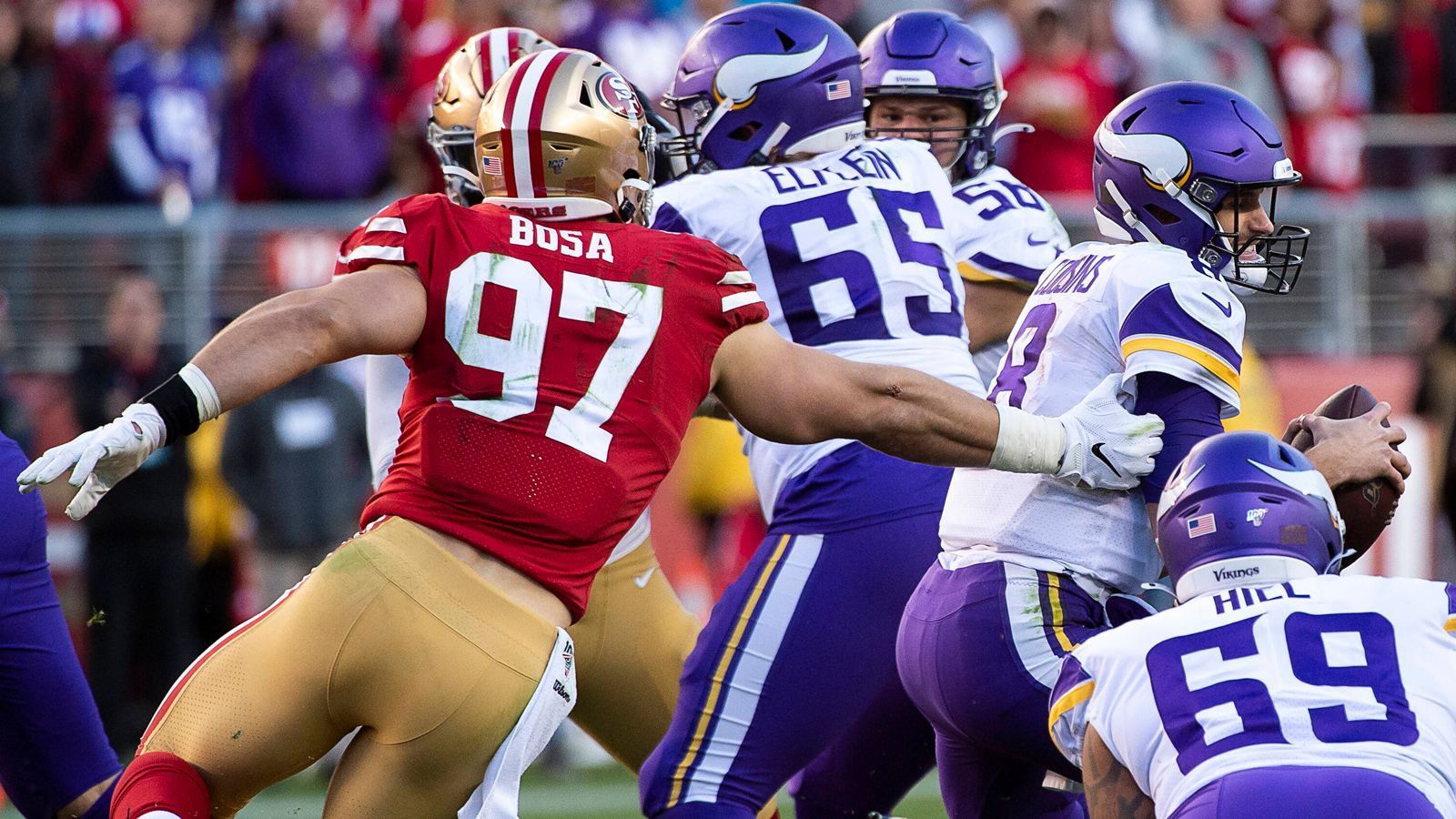 
                <strong>Der Pass Rush ist der Trumpf der San Francisco 49ers</strong><br>
                Die San Francisco 49ers hatten in der regulären Saison die von den Yards her zweitbeste Defense der gesamten Liga. In den Playoffs scheinen sie daran anzuknüpfen. Im Duell mit den Minnesota Vikings brachten Nick Bosa & Co. sechs Sacks zustande. In der langen Franchise-Geschichte der 49ers war dies der zweithöchste Wert in einem Playoff-Spiel.  
              