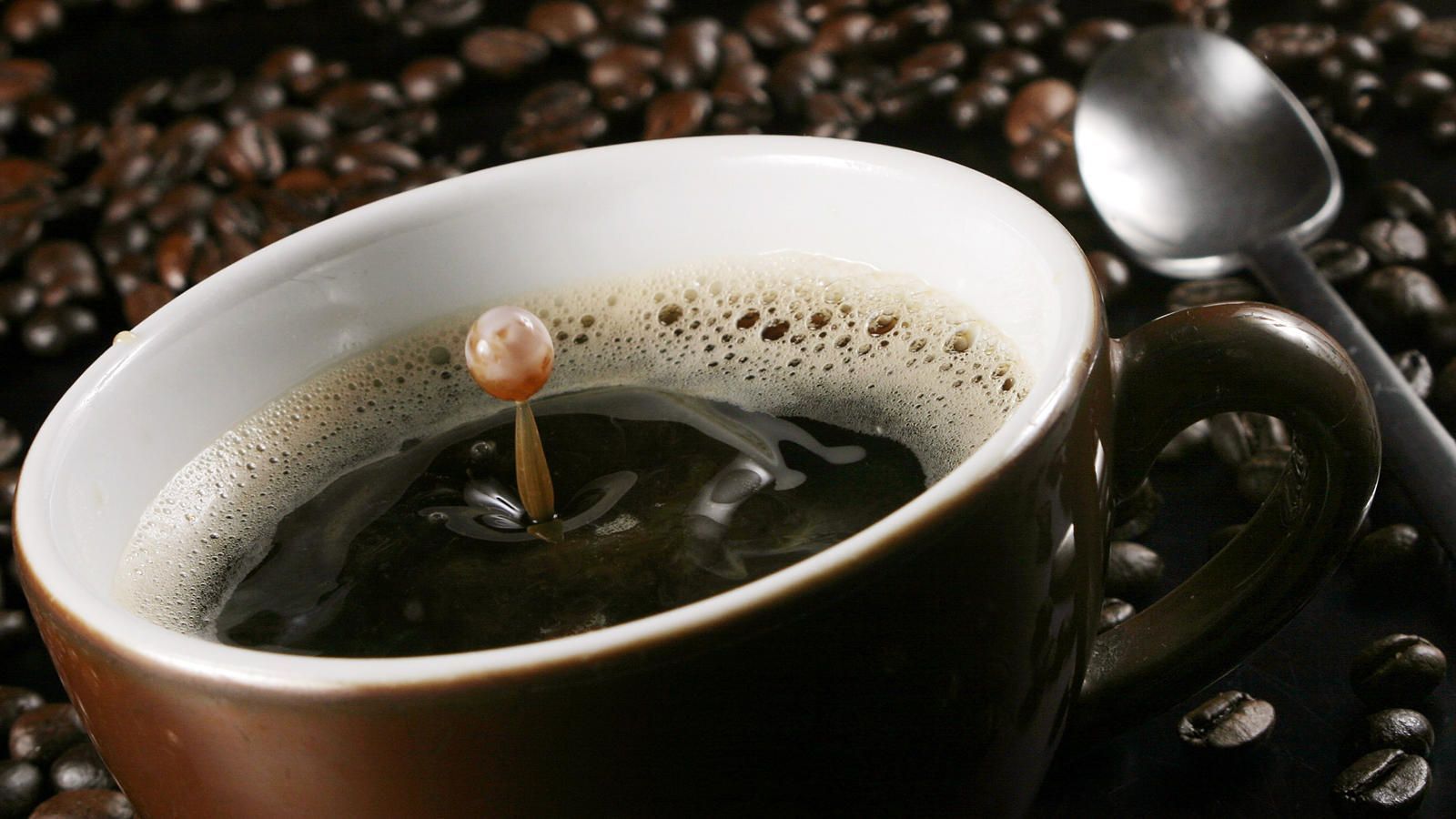 Um das Getränk Kaffee ranken sich viele Mythen.