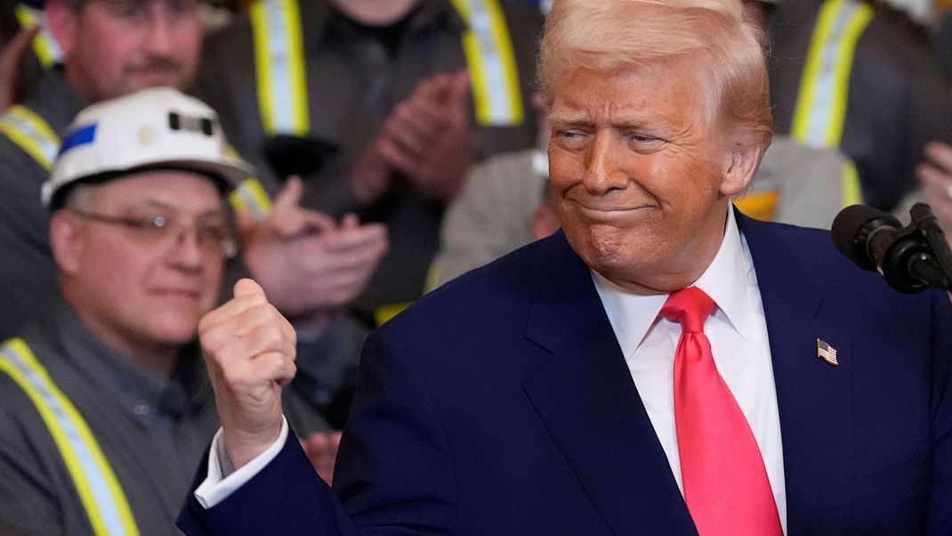 Donald Trump unterzeichnete ein Dekret, das darauf abzielt, Kohle als Energieträger zu fördern.