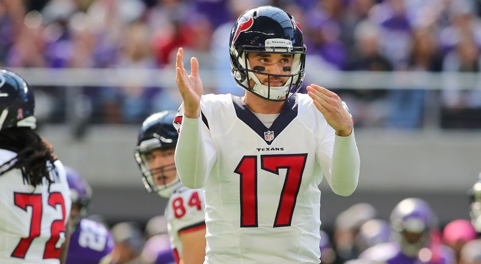 
                <strong>Brock Osweiler</strong><br>
                Verlierer: Brock Osweiler (Houston Texans): 72 Millionen Dollar verdient Brock Osweiler über vier Jahre bei den Houston Texans. Am Wochenende hat er nicht gerade gezeigt, dass er jährlich mehr Wert ist als Andy Dalton, Sam Bradford, Blake Bortles oder Matthew Stafford. Gegen die Vikings gelang ihm erst in der Garbage-Time, im letzten Viertel, sein einziger Touchdown. Insgesamt brachte er lediglich 19 seiner 42 Passversuche für 184 Yards (eine Interception) an den Mann.
              