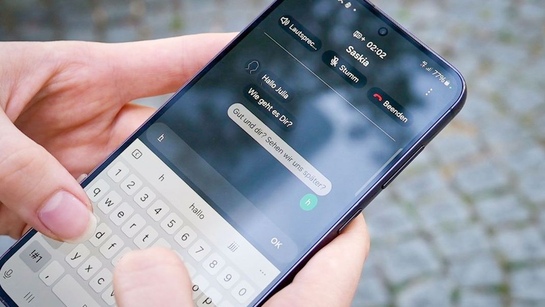 Beim Telefonieren soll man in Zukunft auch einfach mit Real Time Text live chatten können.