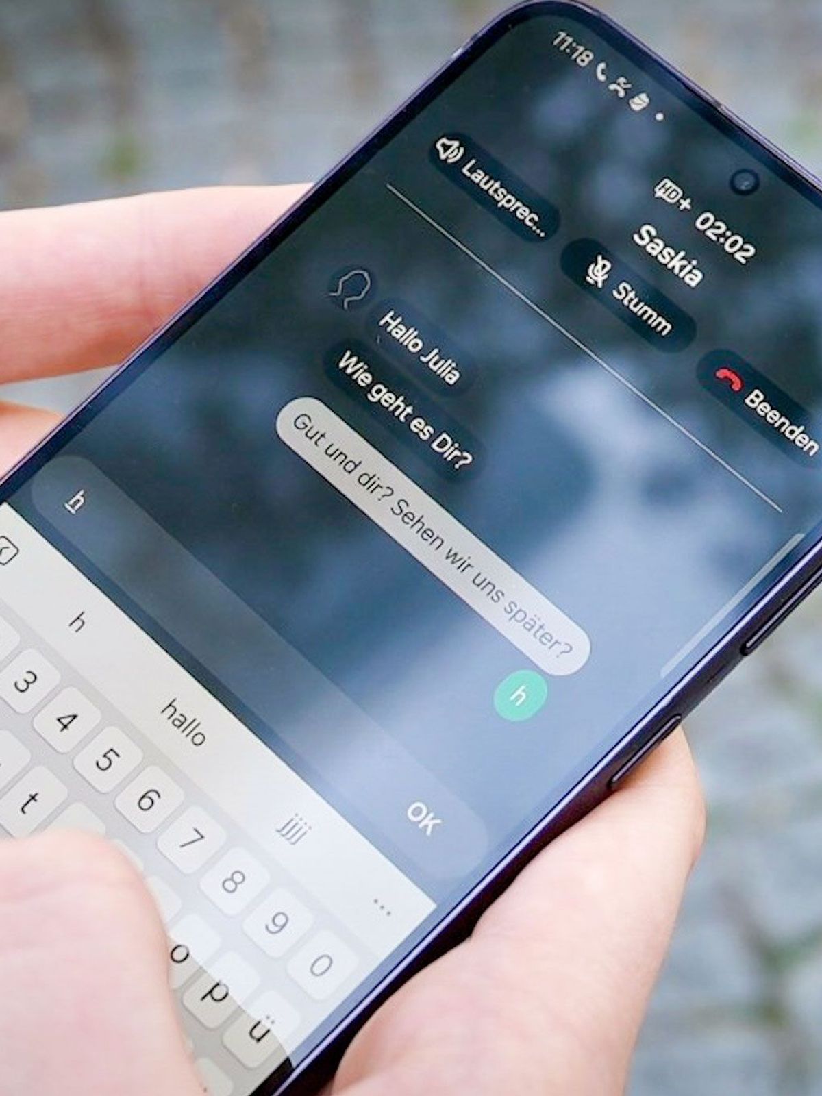 Beim Telefonieren soll man in Zukunft auch einfach mit Real Time Text live chatten können.