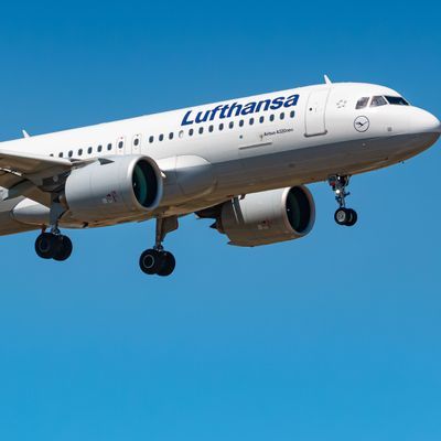 Lufthansa Airbus A320 airplane at Frankfurt