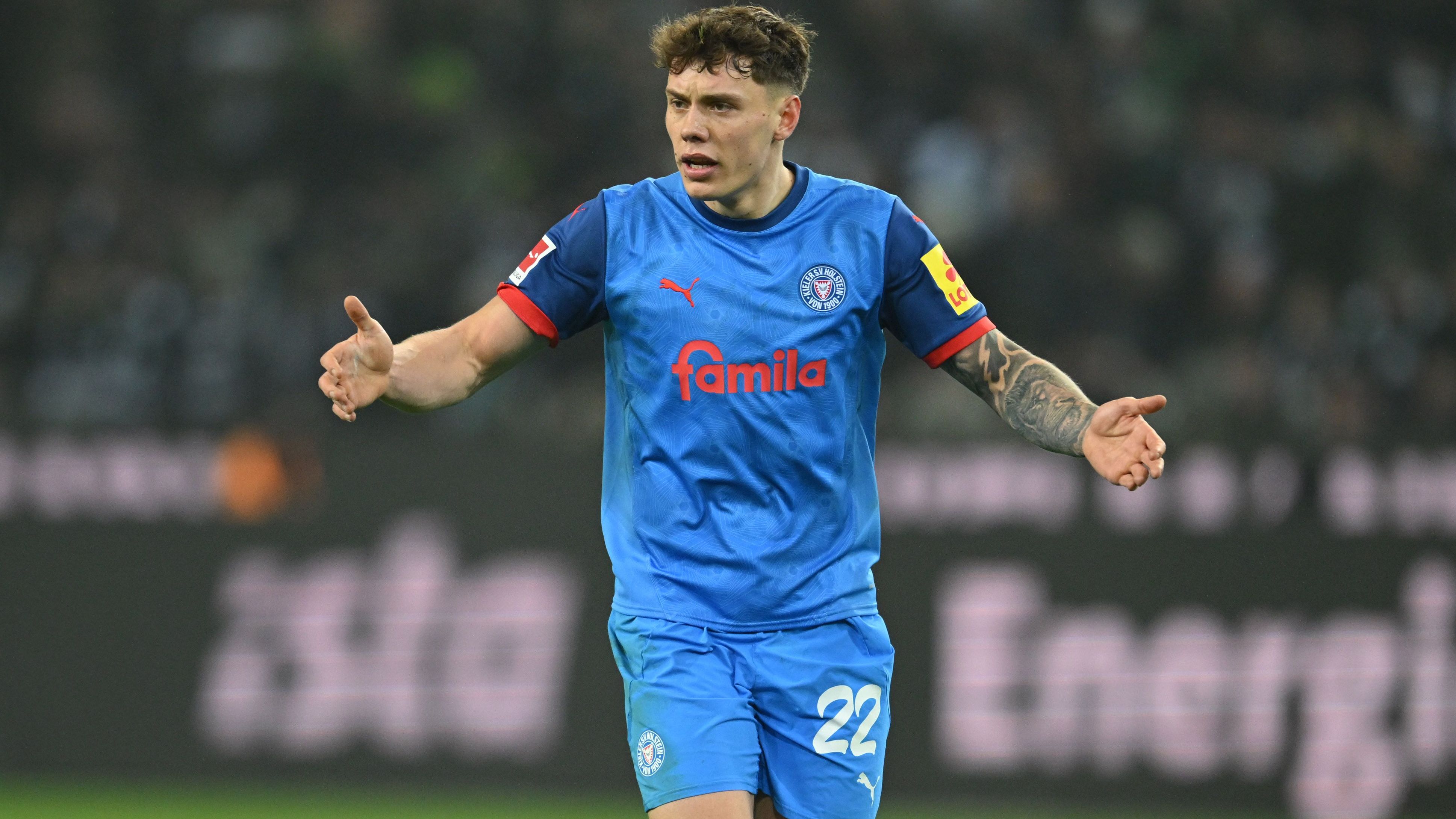 <strong>Nicolai Remberg (Holstein Kiel)</strong><br>Anders als die meisten seiner Teamkollegen bei Holstein Kiel bleibt Nicolai Remberg der Bundesliga erhalten. Der Mittelfeldspieler verlässt die Störche nach zwei Jahren, um sich dem Hamburger SV anzuschließen. Den Rothosen ist Remberg 2,4 Millionen Euro wert.