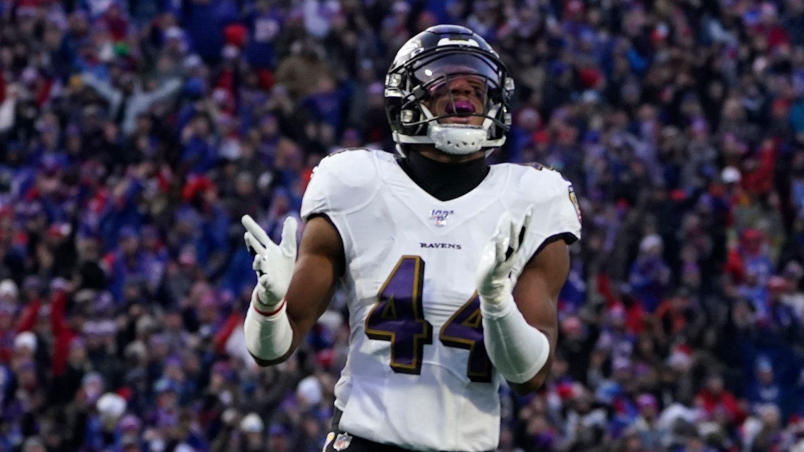 
                <strong>Marlon Humphrey (Baltimore Ravens)</strong><br>
                Via Twitter: "Ich kann immer noch nicht glauben, dass wir mit 'Ja' gestimmt haben."
              