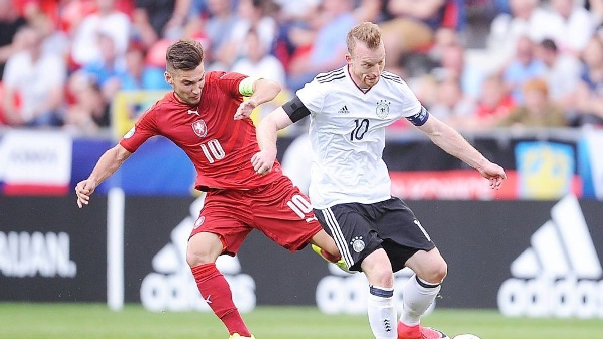 Elfmeterschütze der DFB-U21: Maximilian Arnold (r.)