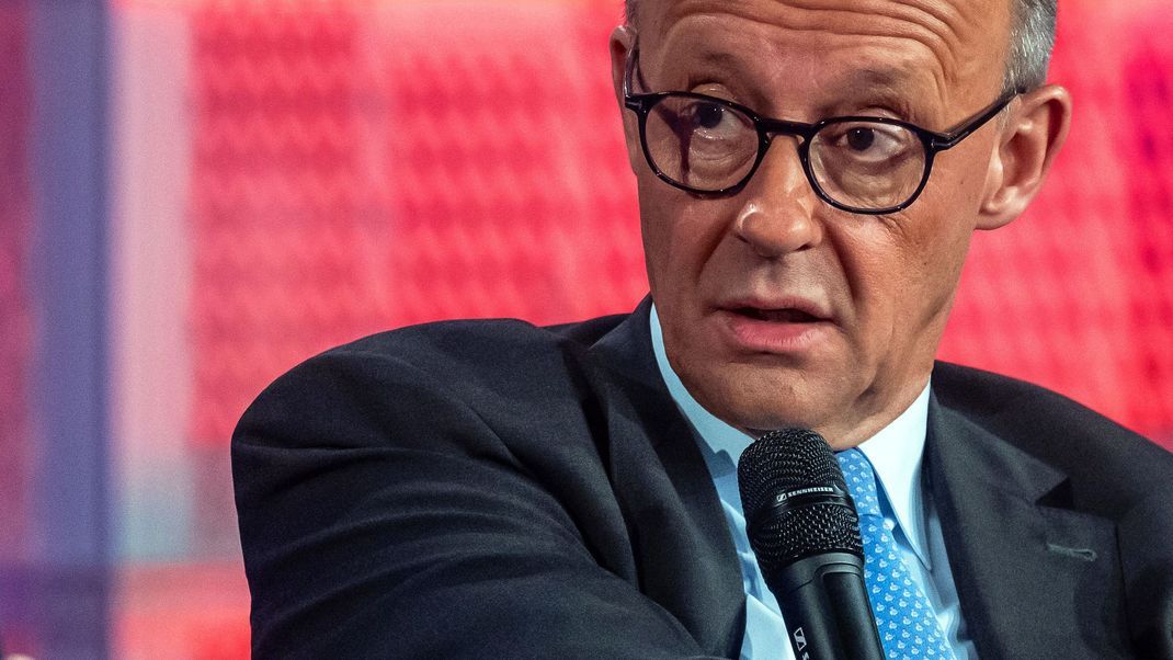 26. Mai 2025, Berlin: Bundeskanzler Friedrich Merz (CDU) bei der Medienkonferenz Re:publica