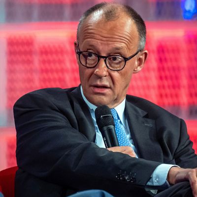 26. Mai 2025, Berlin: Bundeskanzler Friedrich Merz (CDU) bei der Medienkonferenz Re:publica