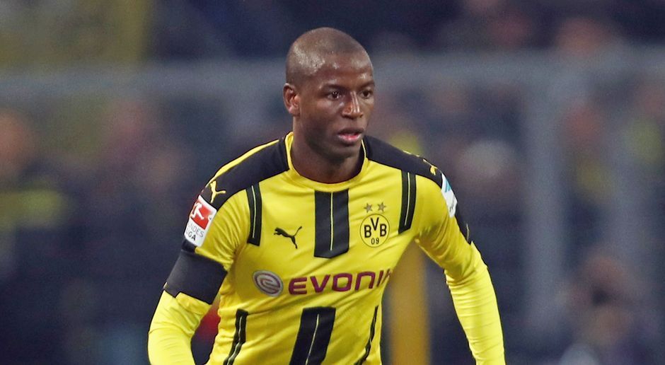 
                <strong>17. Januar 2017: Adrian Ramos wechselt nach China</strong><br>
                17. Januar 2017: Dortmunds Backup-Stürmer Adrian Ramos folgt dem Ruf des Geldes und wechselt nach China zu Chongqing Lifan. Allerdings nicht direkt, Ramos spielt zunächst in Spanien die Rückrunde für den FC Granada und wird dann vor dort aus weiter ins Reich der Mitte transferiert. Beide Vereine gehören demselben chinesischen Geschäftsmann.
              