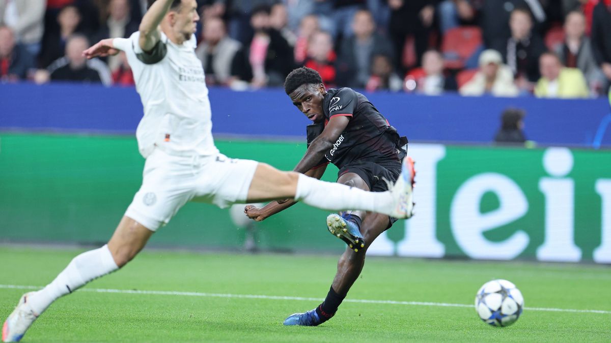 Leverkusen PSV