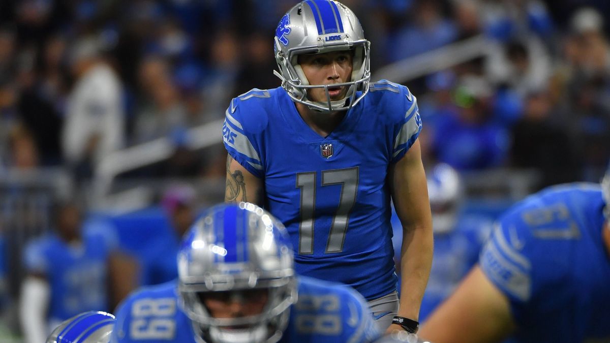 DETROIT, MI - OCTOBER 02: Detroit Lions kicker Dominik Eberle (17) lines for an extra-point during the game between Seattle Seahawks and Detroit Lions on October 2, 2022 at Ford Field in Detroit, M...